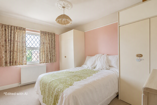 2, Plumer Avenue, York photo 4