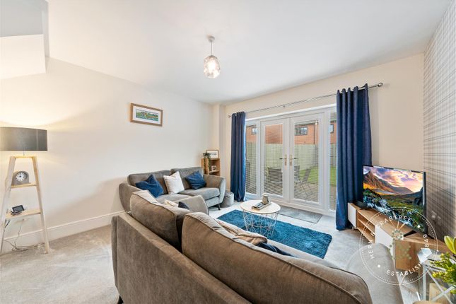 35, Heol Cynwrig, Cardiff photo 3
