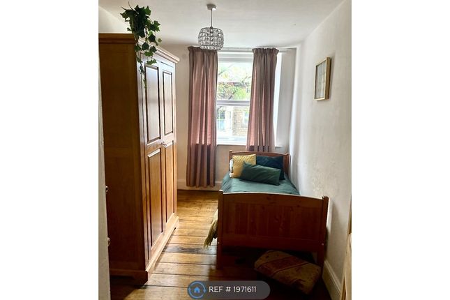 Room to rent in Fairfield Road, Buxton