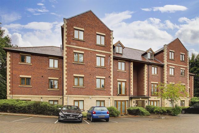 Thumbnail Flat to rent in Balmoral House, Villiers Road, Woodthorpe, Nottinghamshire