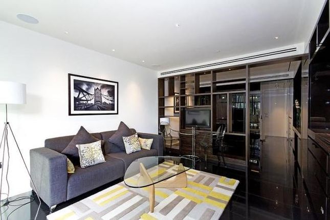 Flat for sale in The Heron, Moor Lane, Barbican