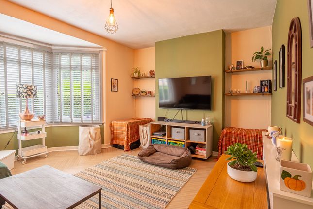 86 Holmfauldhead Drive, Glasgow photo 5