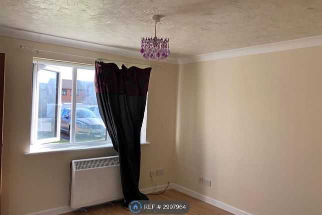 Flat, Caswell Court Louviers Road, Weymouth photo 5