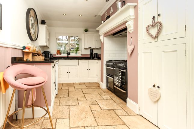 Harrowden Road, Wellingborough photo 4