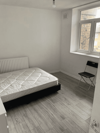 Thumbnail Flat to rent in Pearson Street, London