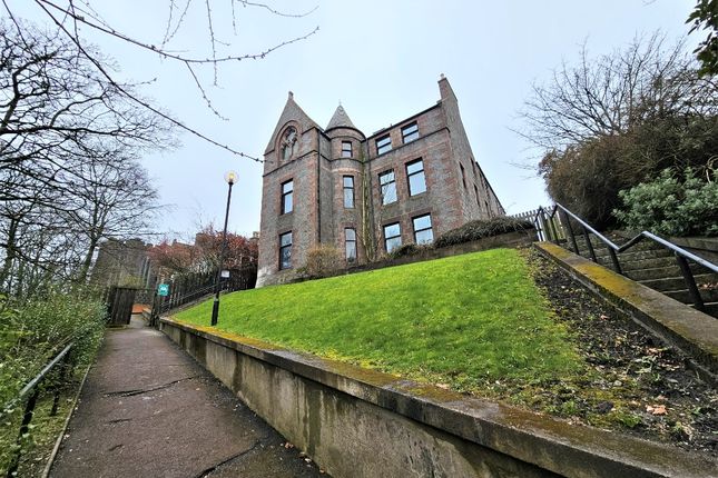 Thumbnail Flat to rent in Spital, Old Aberdeen, Aberdeen