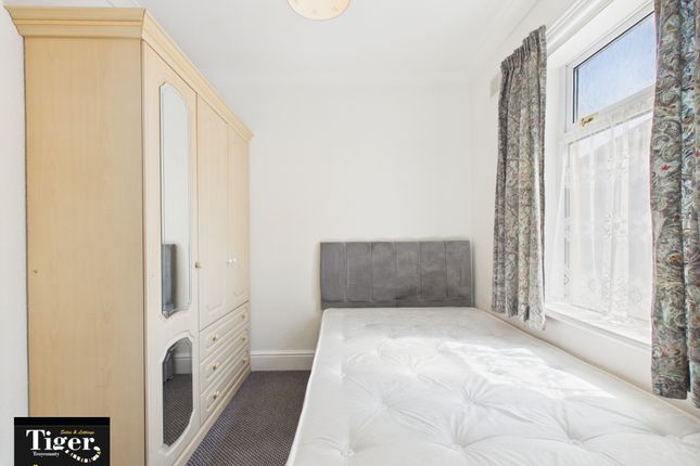 Flat 3, 83, Holmfield Road, Blackpool photo 4