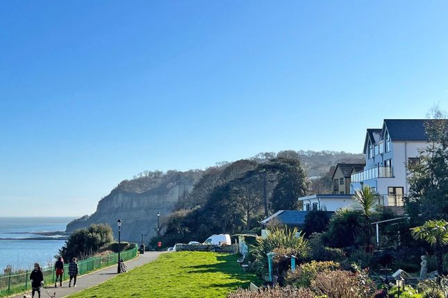 Flat for sale in Chine Avenue, Shanklin