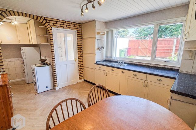 12 Westby Grove, Bolton photo 5