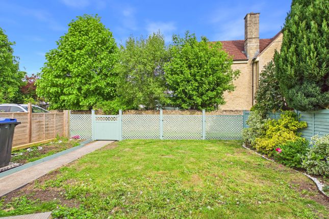 6, HARRIS ROAD, SWINDON photo 3