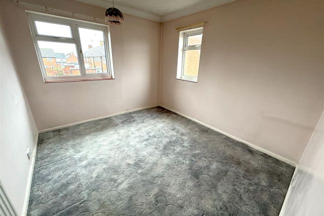 End terrace house for sale in Kittiwake Close, Ipswich