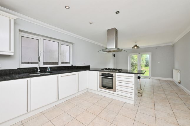 3, The Mead, Broxbourne photo 2