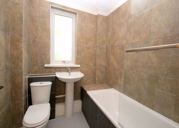 Room 2, 90, Albert Street, Windsor photo 2