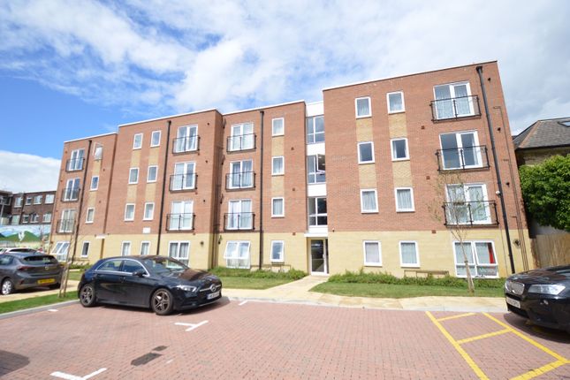 Flat for sale in Starling Court, Union Street, Luton