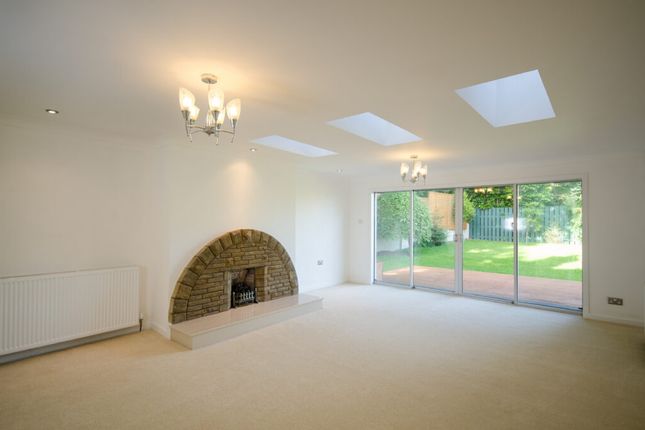80, Contlaw Road, Aberdeen photo 2