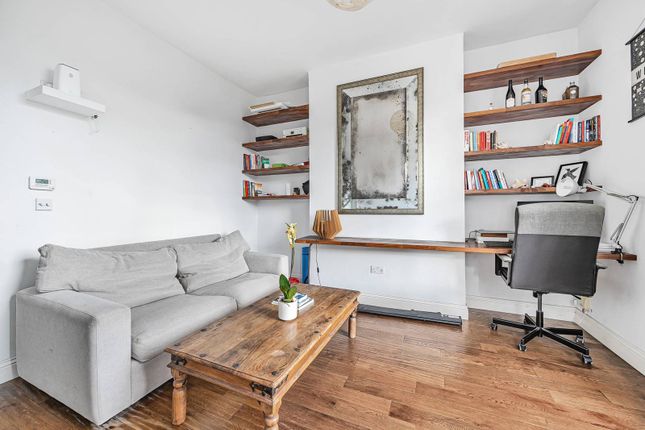 Thumbnail Flat to rent in Hungerford Road, Hillmarton Conservation Area, London