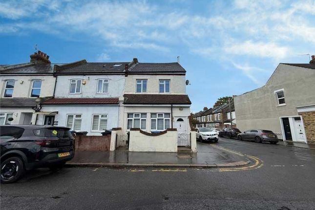 3-bed terraced on 12, Dartnell Road, Croydon, £325,000
