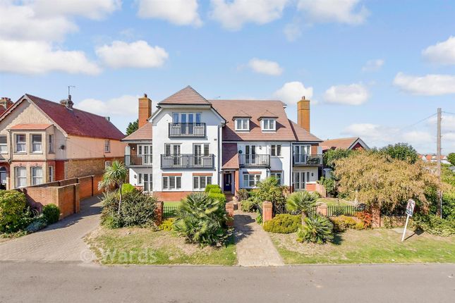 2-bed flat on 37, Kingsgate Avenue, Broadstairs, £325,000