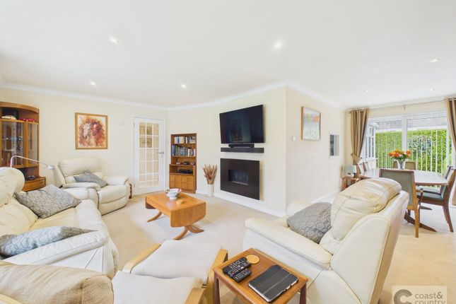 8, Down View Road, Newton Abbot photo 3