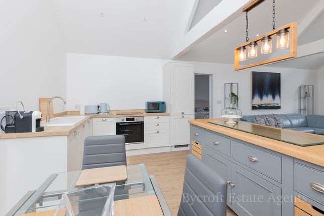 Norfolk Lodge, Scratby Road, Great Yarmouth photo 5