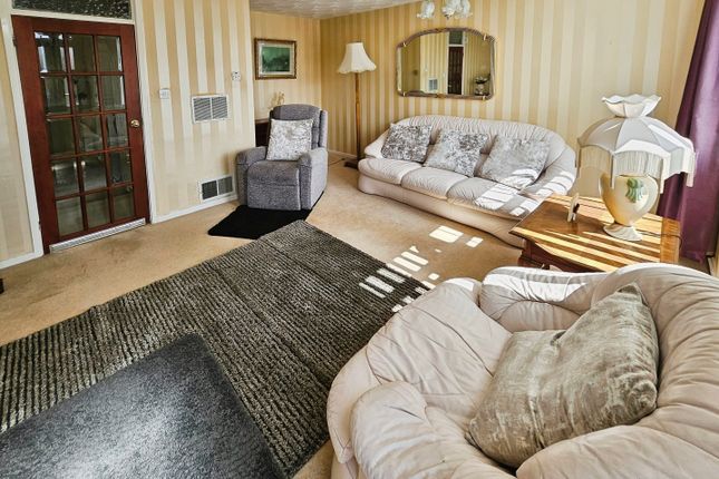 68, Hare Croft, Liverpool photo 3