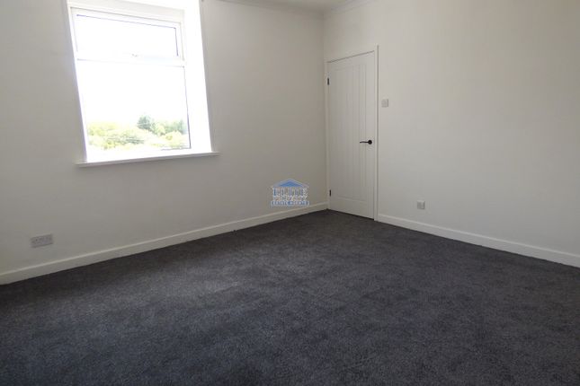 5, Victoria Street, Maesteg photo 4