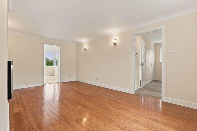7, The Crescent, Southam photo 4