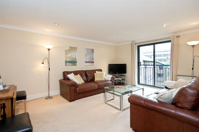 Flat for sale in Bridgewater Square, London