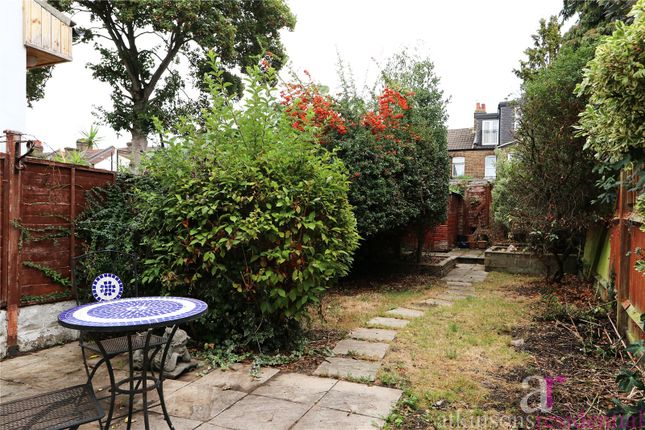 64, Percival Road, Middlesex photo 3
