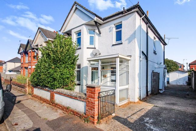 Detached house to rent in Castle Road, Winton, Bournemouth