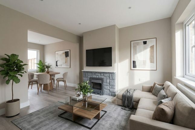 18, Beesfield Lane, Dartford photo 2