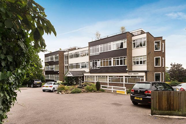 Thumbnail Flat for sale in Hadley Road, Barnet