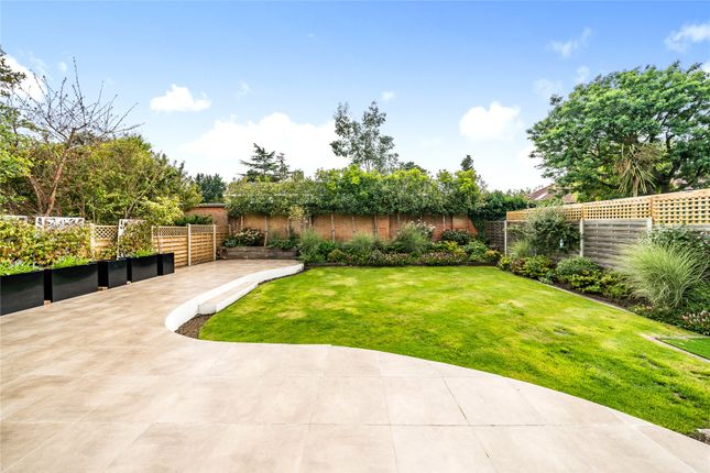 11, Red House Lane, Surrey photo 4