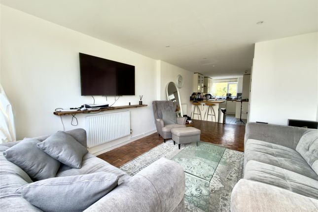 36, Hailey Place, Cranleigh photo 3