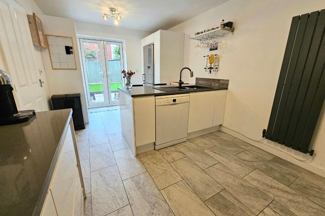 6, Brownings Lane, Dursley photo 4