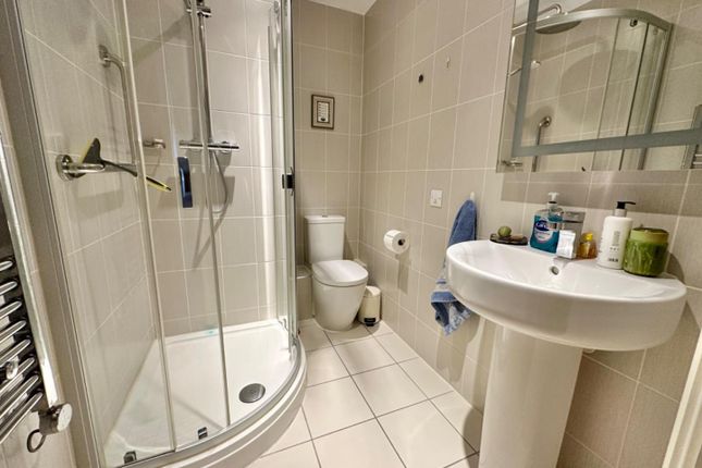 Flat for sale in North Quay, Weymouth