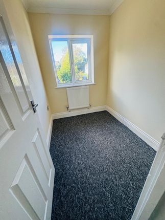 109, Church Hill, Loughton photo 5