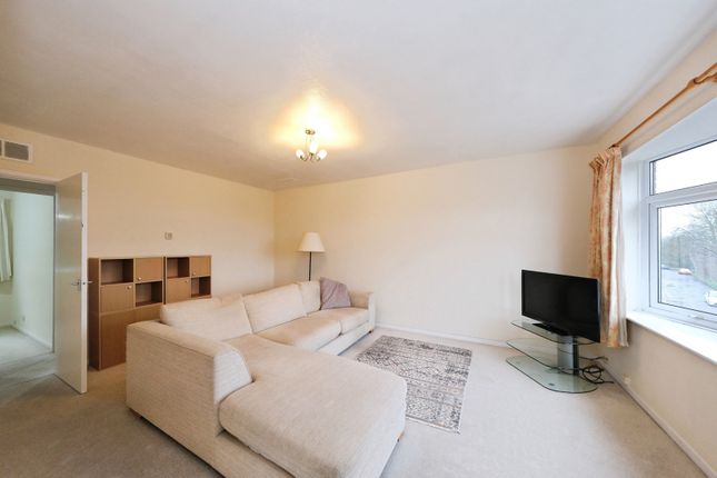 22, Belvoir Lodge,, Carlton, Nottinghamshire photo 3