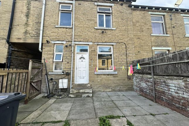 2-bed terraced on 33, Derby Street, Bradford, £40,000