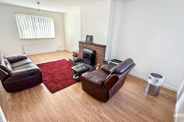 88, Welfare Crescent, Newbiggin-by-the-Sea photo 4