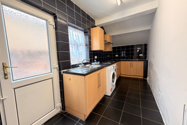 55, Sutton-in-Ashfield photo 4