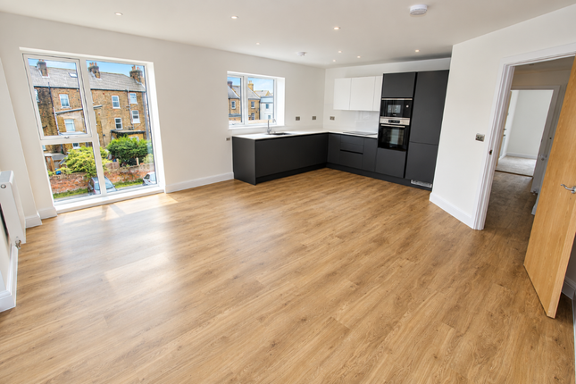 16 Haddington Court, Herne Bay photo 4