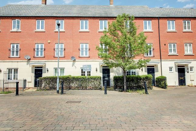 Thumbnail Town house to rent in Banks Court, Eynesbury, St. Neots