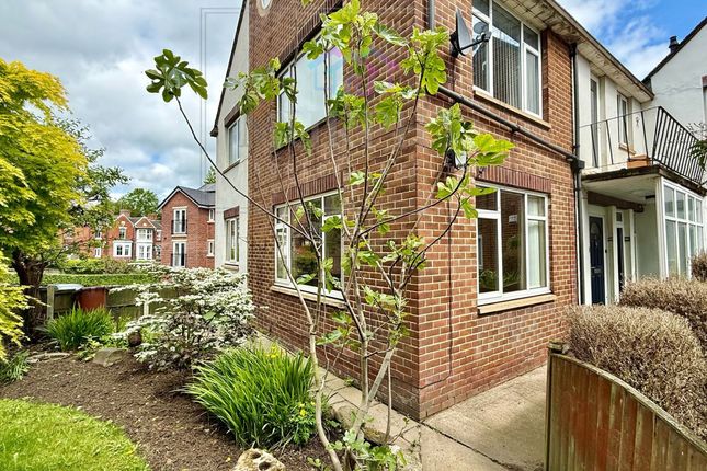 13 Carleton Road, Pontefract photo 2