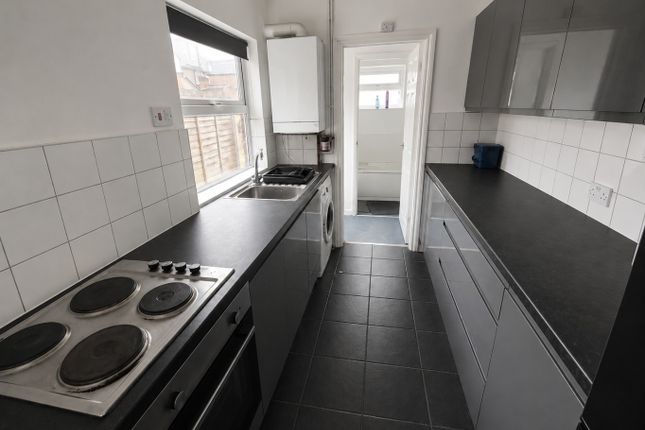 38 Clifton Road, Luton, Bedfordshire photo 4