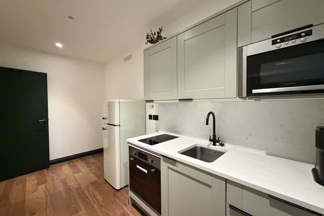 All Six House, Manchester photo 4