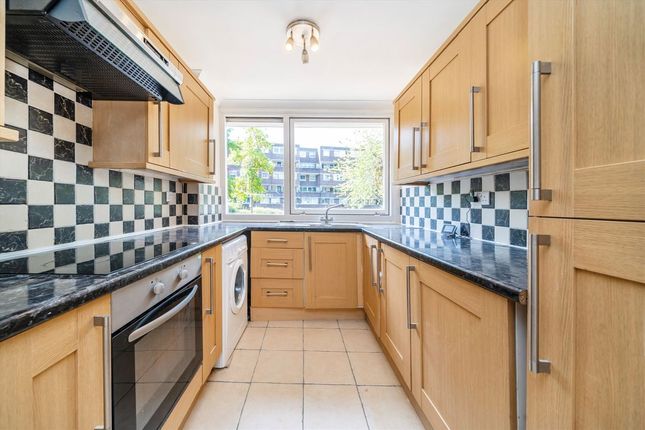 11 Nero Court, Justin Close, Brentford photo 3