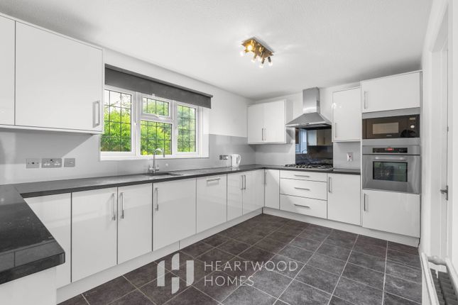 14, Havercroft Close, St. Albans photo 4