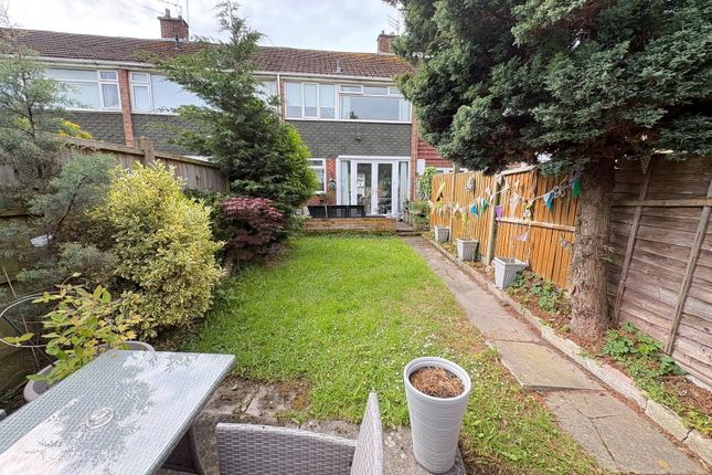 16, Beechfield, Maghull photo 4