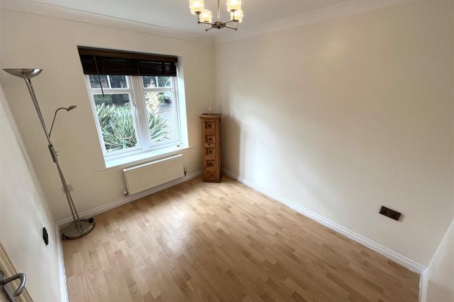 Town house for sale in Treacle Row, Silverdale, Newcastle-Under-Lyme